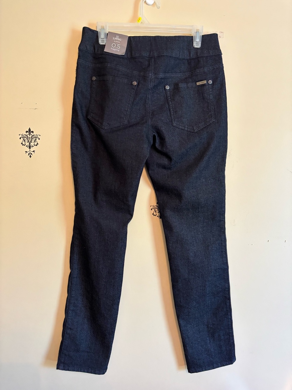Chicos So Slimming jeans size 6 Chicos 0.5 - Picture 3 of 11